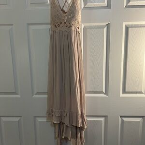 LA MIEL Beige High Low Lace Dress